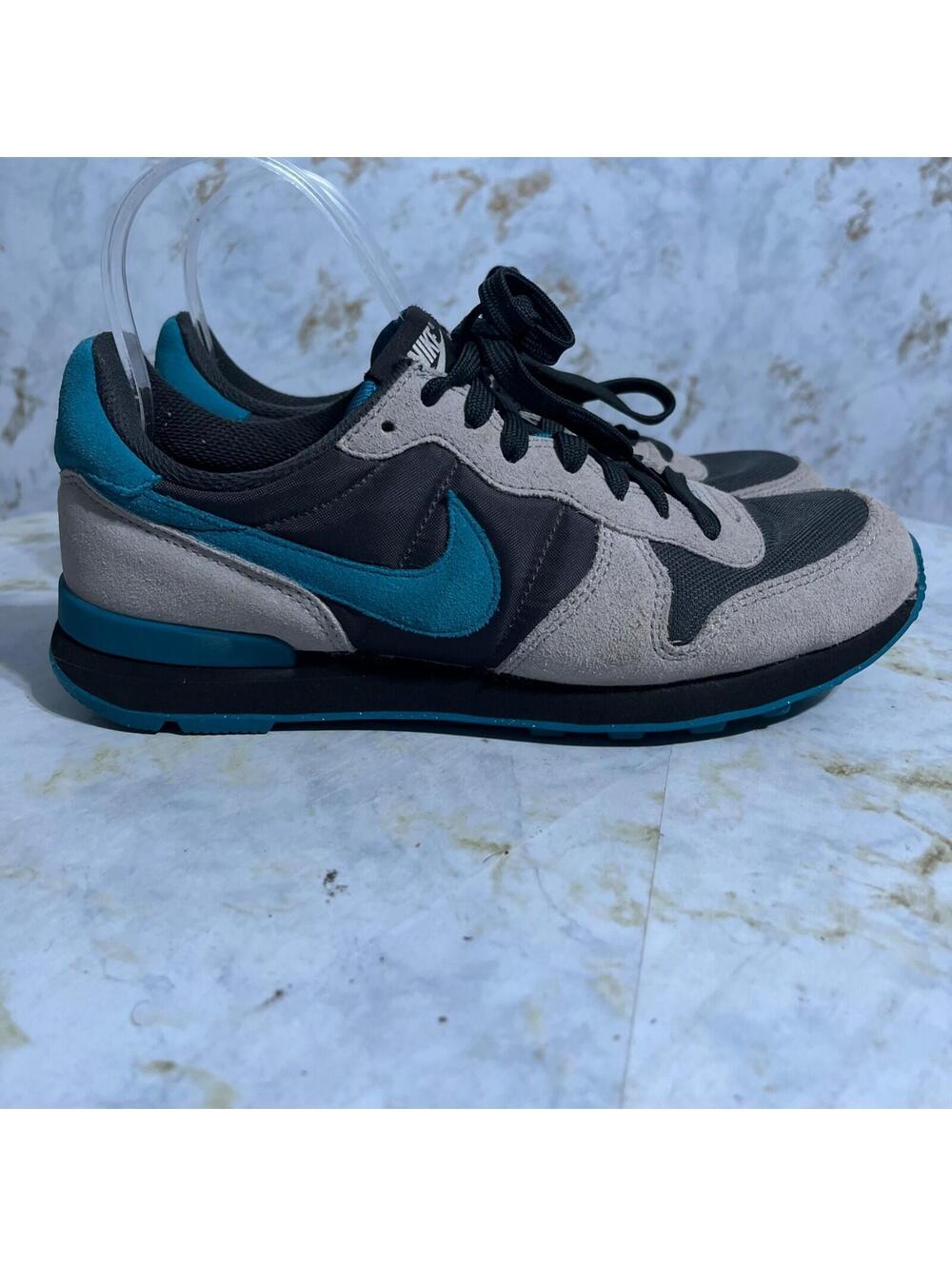 Nike Internationalist Low Women's Size 8 Shoes Gray Blue Suede Athletic Sneakers